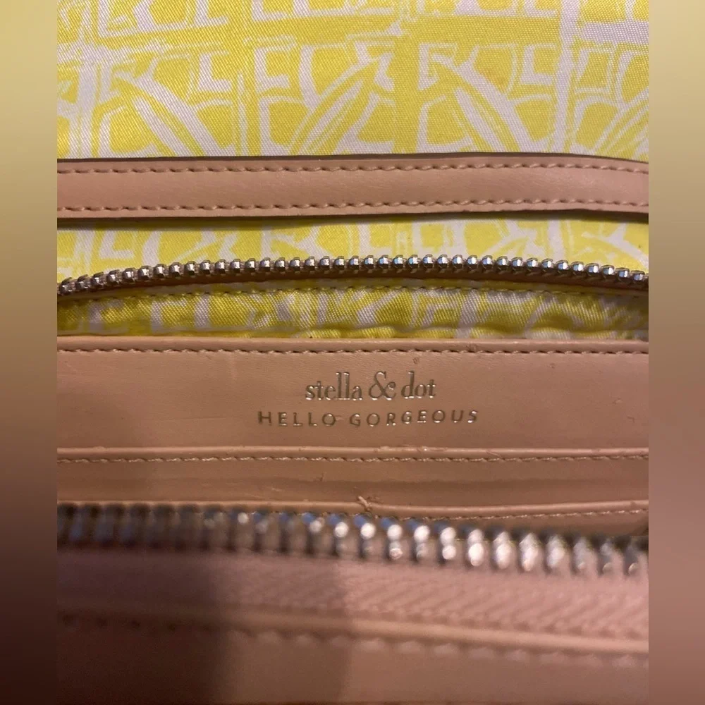 Stella & Dot Nolita Medium Crossbody-Geo Cork